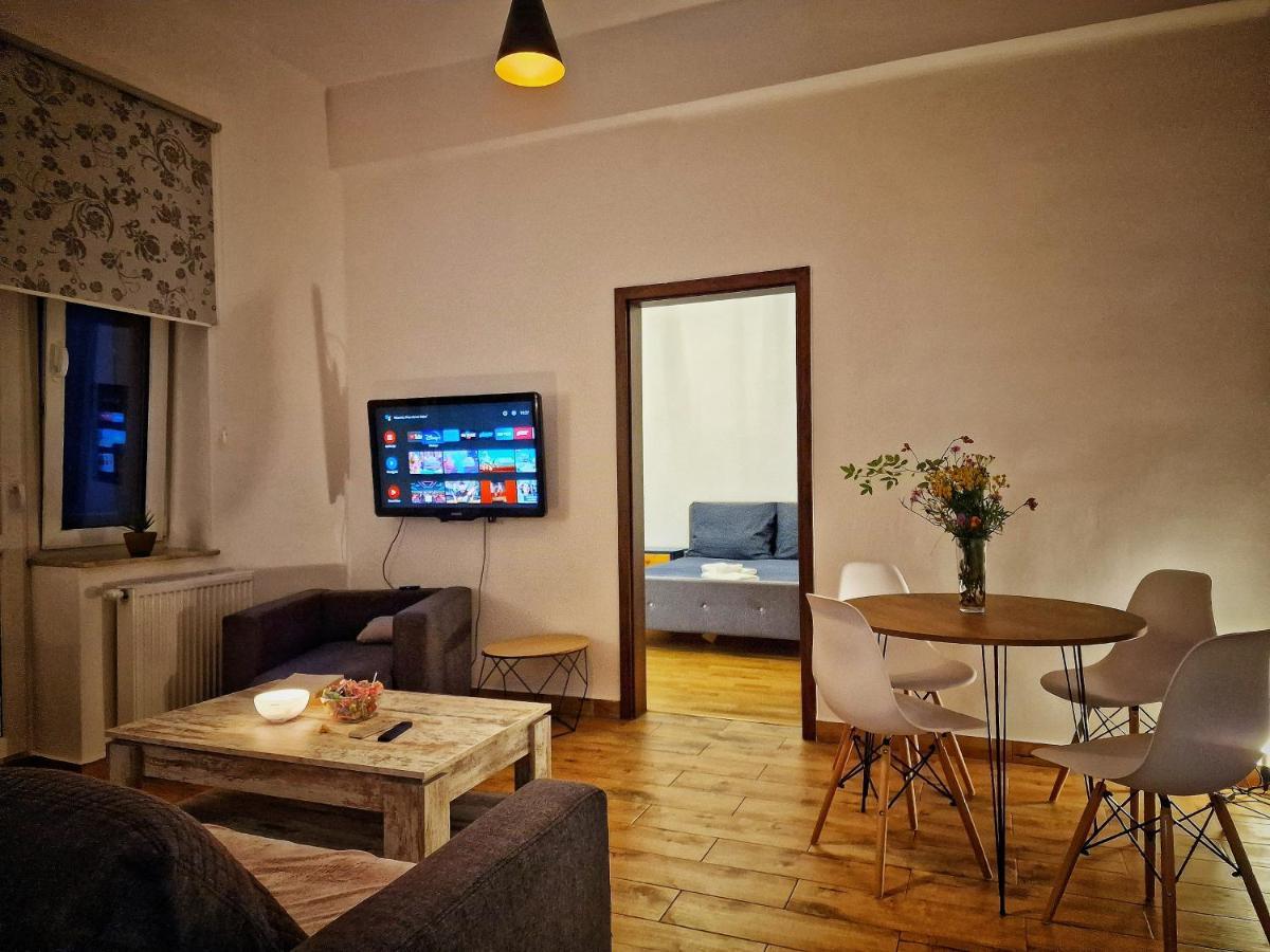 Beatrice Apartment