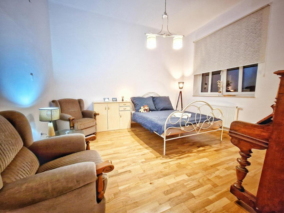 Beatrice Apartment